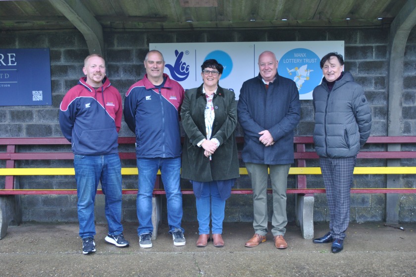 (L-R) Neil Withers and Philip Kelly from Marown Bowling Club, Sarah Kelly (Trustee), Stephen Turner (Chairman) & Trevor Butler (Chief Operating Officer) from Manx Lottery Trust
